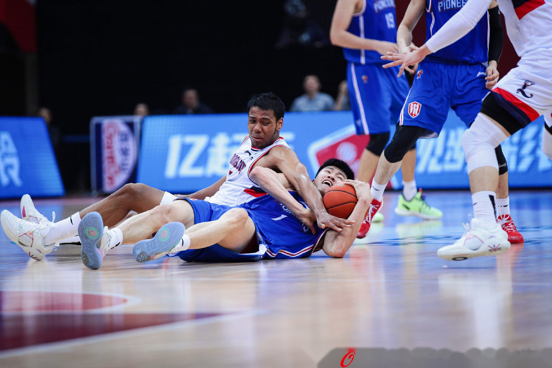 九游游戏娱乐平台 -广州队大名单